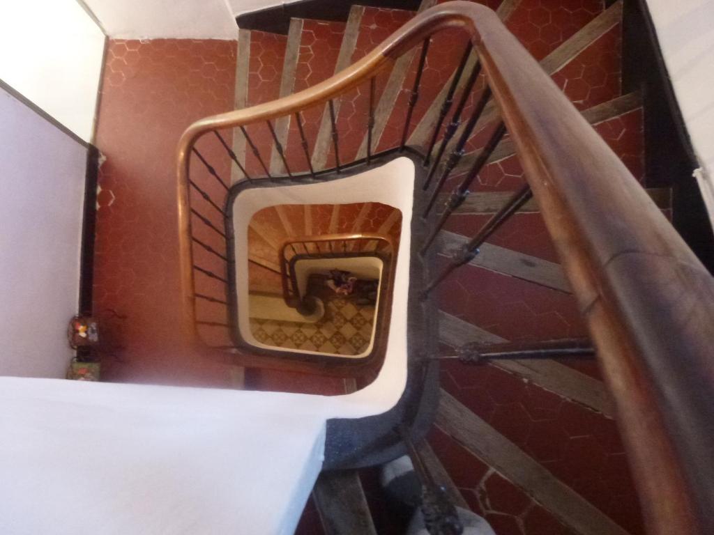 L'Auberge Espagnole - Bed & Breakfast Apt Zewnętrze zdjęcie