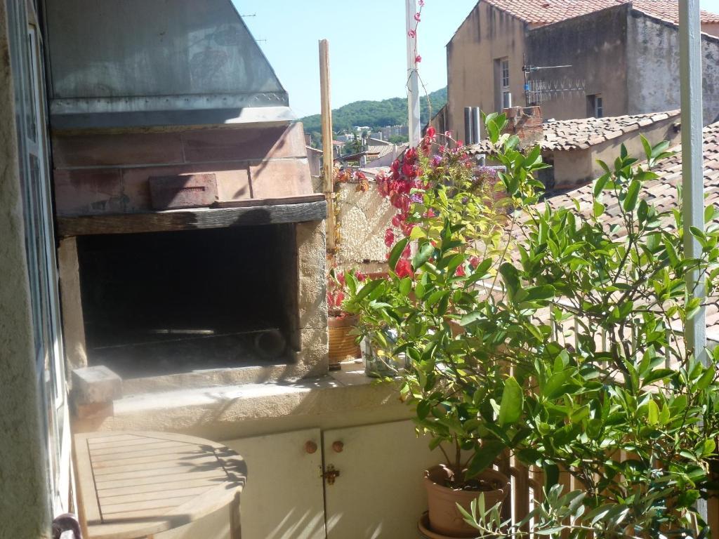 L'Auberge Espagnole - Bed & Breakfast Apt Zewnętrze zdjęcie